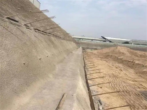 康定河道边坡加固